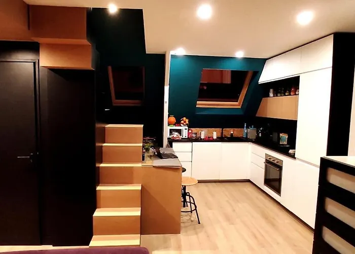 Le Duplex, Vue Mer Et Port